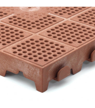 Plastová děrovaná hnědá terasová dlaždice - 39 x 39 x 4,8 cm