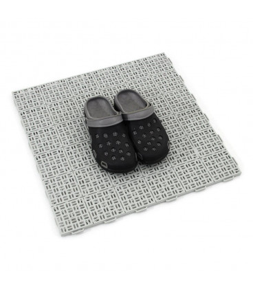 Plastová děrovaná šedá terasová dlaždice - 55,5 x 55,5 x 1,3 cm