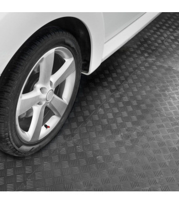 Zátěžová plastová černá puzzle protiskluzová dlaždice (šachovnice) - 47,5 x 47,5 x 0,8 cm