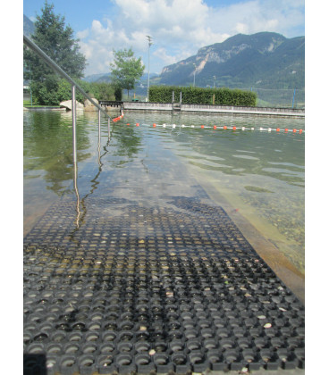 Gumová rohož na nejhrubší nečistoty 