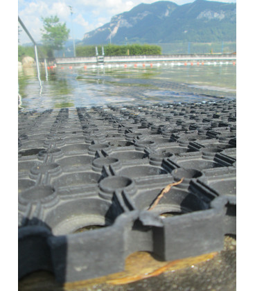 Gumová rohož na nejhrubší nečistoty 