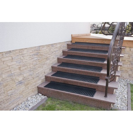 Gumová schodová rohož s lištou